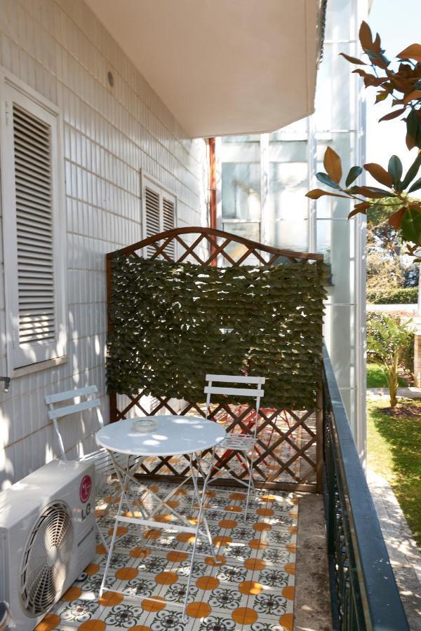 Il Giardino Di Flora Con Piscina Hotell Lecce Eksteriør bilde
