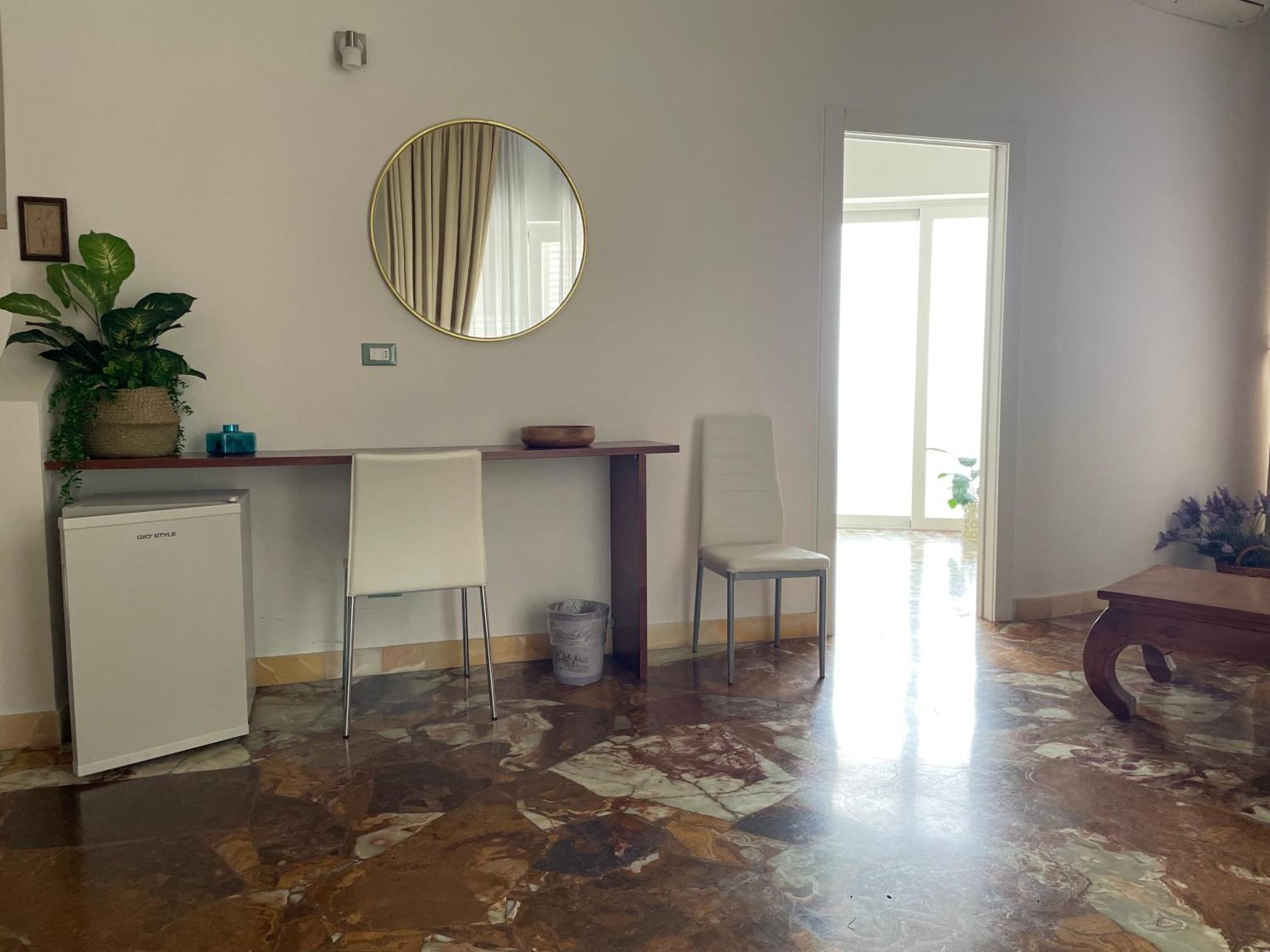 Il Giardino Di Flora Con Piscina Hotell Lecce Eksteriør bilde