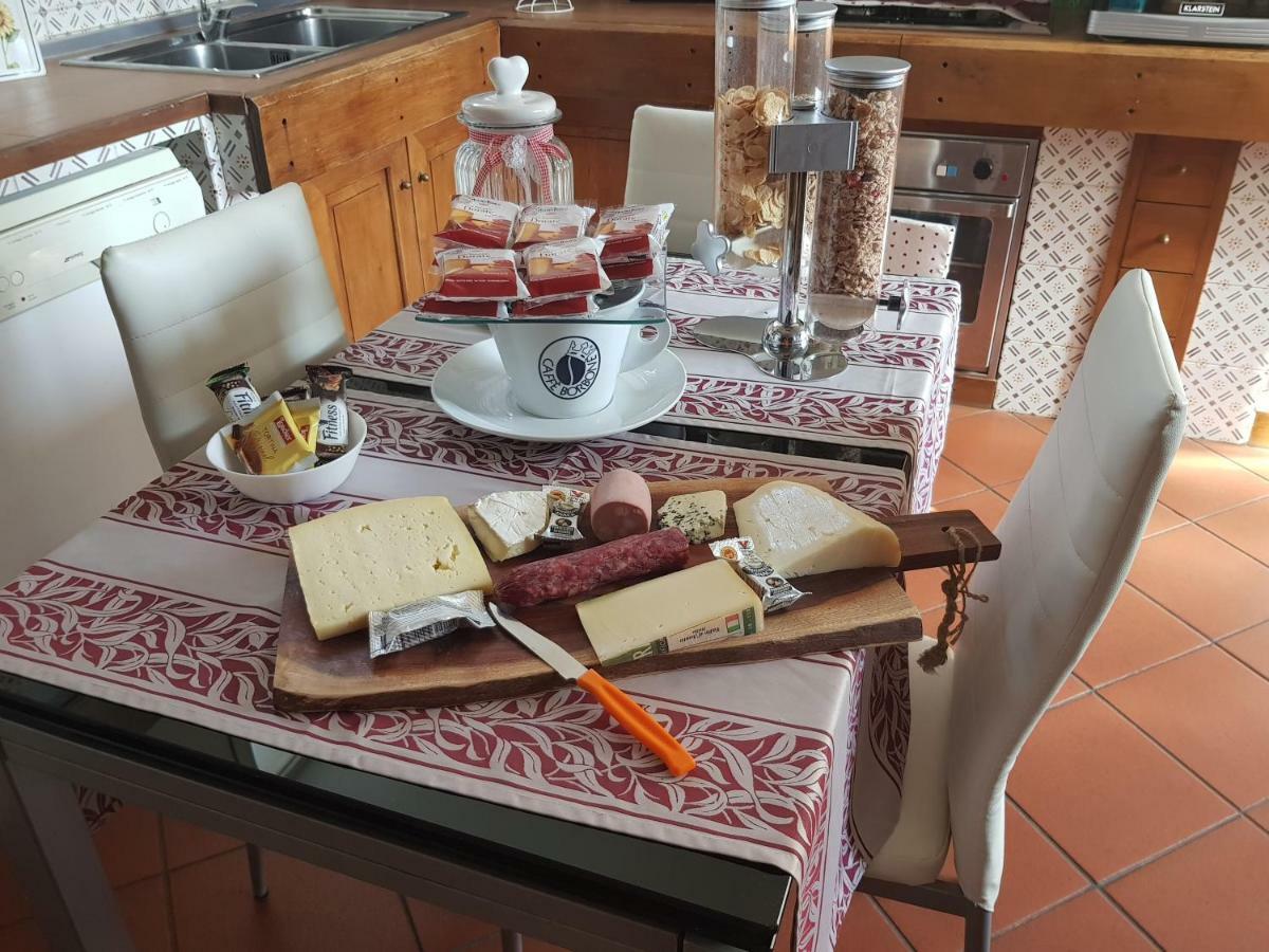 Il Giardino Di Flora Con Piscina Hotell Lecce Eksteriør bilde